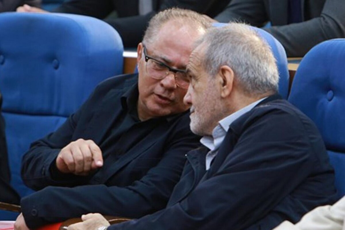 پزشکیان: نمی‌خواستم معاون پارلمانی دولت را کنار بگذارم