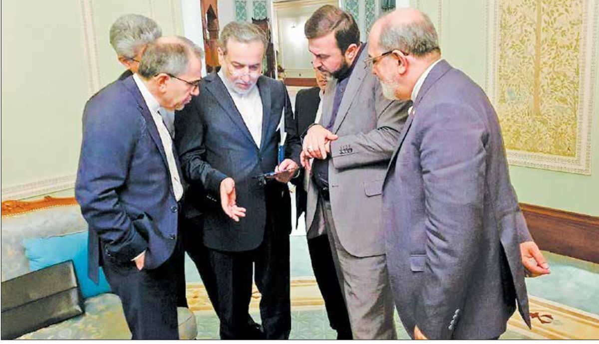 ماجرای خودکار طلایی در اتاق مذاکره ایران و آمریکا چه بود؟