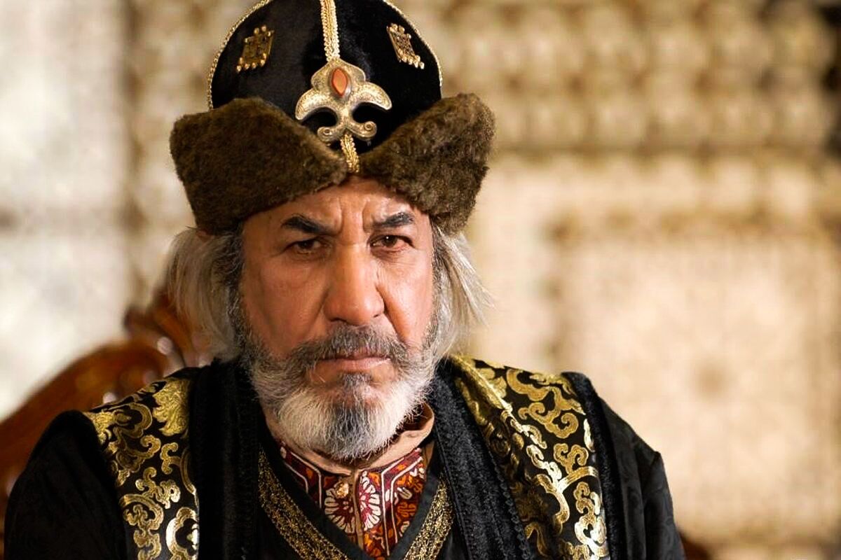 محمد فیلی: ارتقای کیفیت سریال‌ها مهمتر از افزایش تعداد آثار است