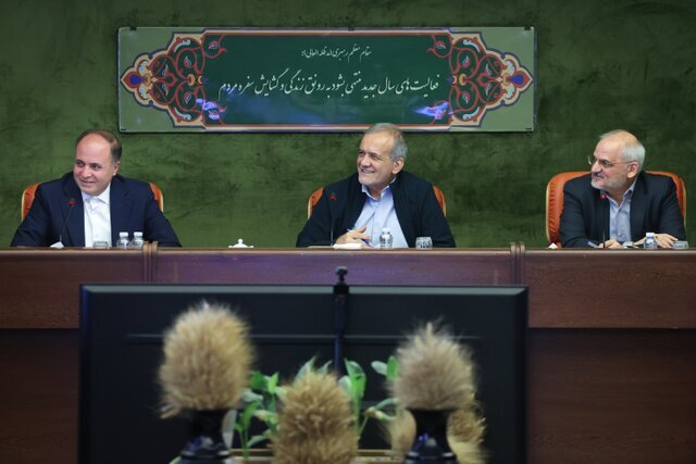 خبری از استعفا نیست| حمایت تمام قد از نوری قزلجه