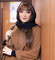 عکس| راهنمای ست کردن ترنچ کت پاییزی با شال و روسری به سبک بازیگران و هنرمندان ایرانی