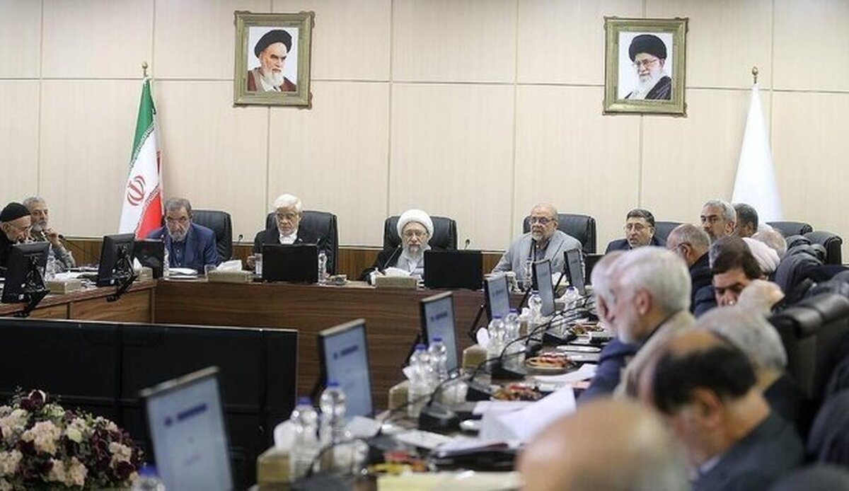 آیت الله آملی لاریجانی: تسلیم شدن جبهه مقاومت توهم است