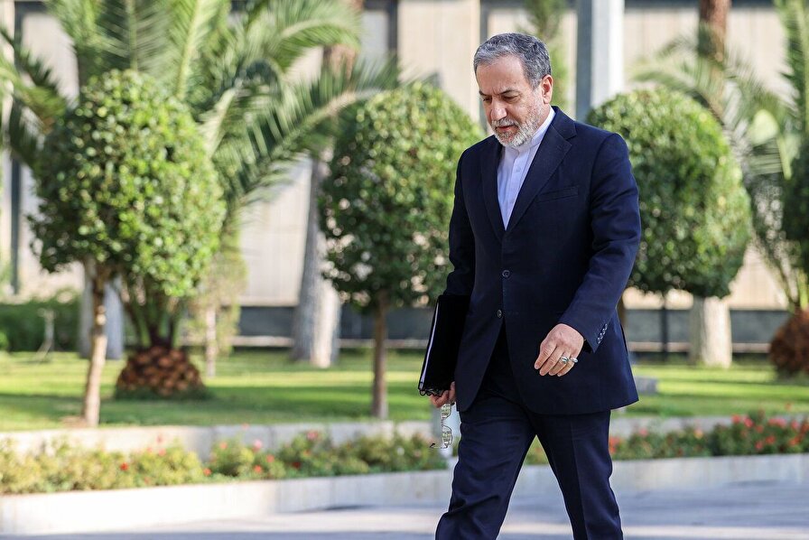 دیپلماسی منطقه‌ای در تعطیلات!