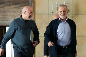 اولتیماتوم درمانی" رئیس مجلس تا کجا ادامه دارد؟! | چرا قالی باف در برابر پزشکیان "خالی بازی" می کند!