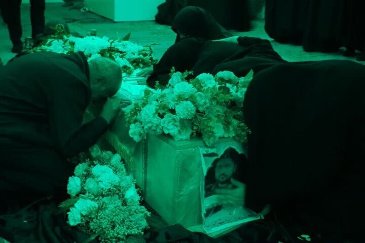 تصاویر| آثار هتک حرمت اغتشاشگران به امامزاده سبزقبا