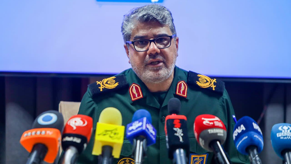 روایت فرمانده حفاظت هواپیمایی از حواشی حضور وزیر راه در فرودگاه