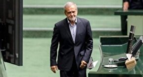 فیلم| پاسخ پزشکیان به سؤال خبرنگار درباره نگرانی مردم: ان‌شاءالله نشست می‌گذاریم