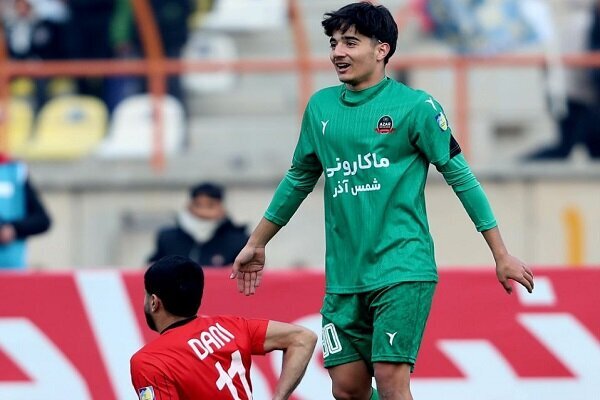 تراکتور در قزوین زمینگیر شد