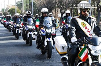 تصاویر| رژه موتورسواران در سالروز ورود امام خمینی به ایران