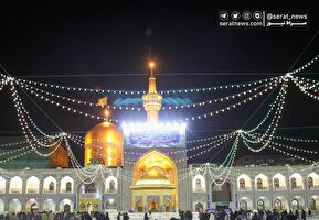 تصاویر| حرم مطهر حضرت رضا(ع) در شب میلاد امام حسین(ع)