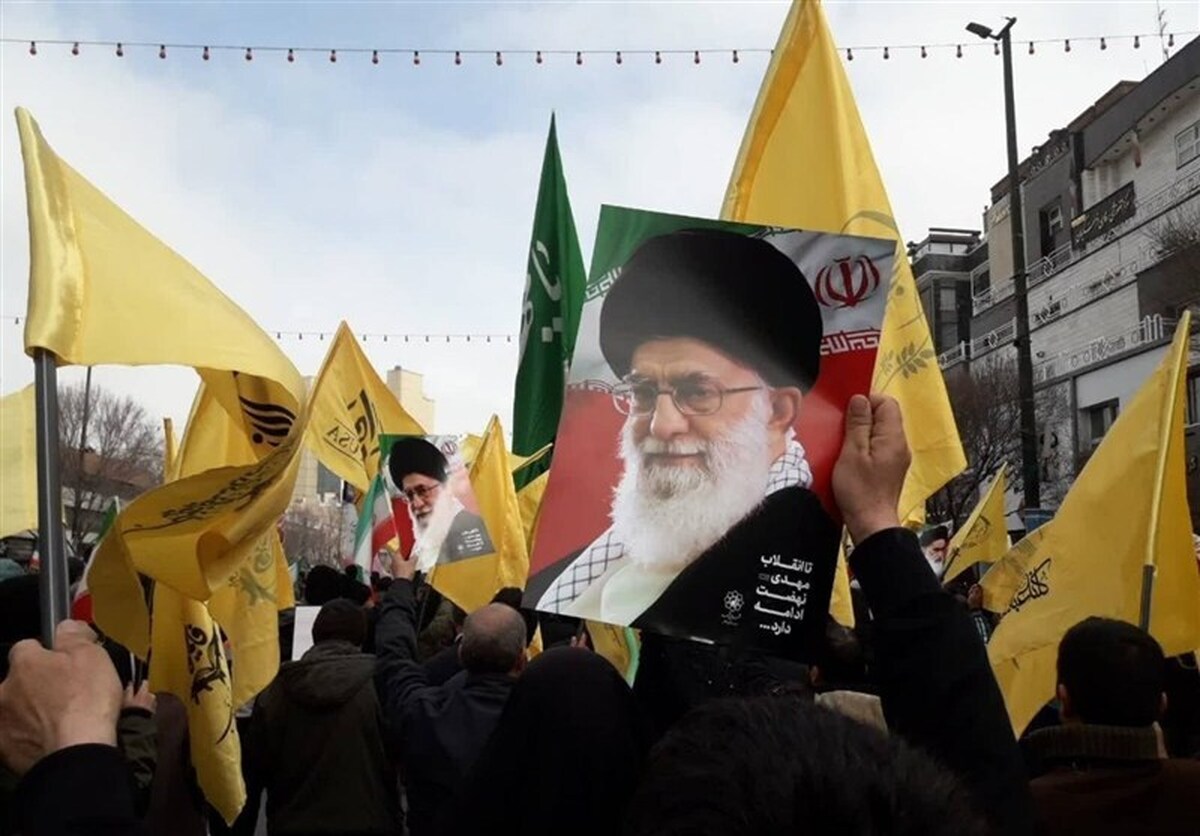 تصاویر / صحنه‌های بی نظیر - راهپیمایی ۲۲ بهمن ۱۴۰۲ در تهران