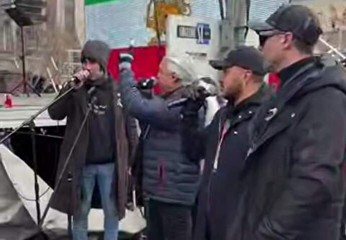 فیلم | سقوط آزاد به ناکجا آباد!