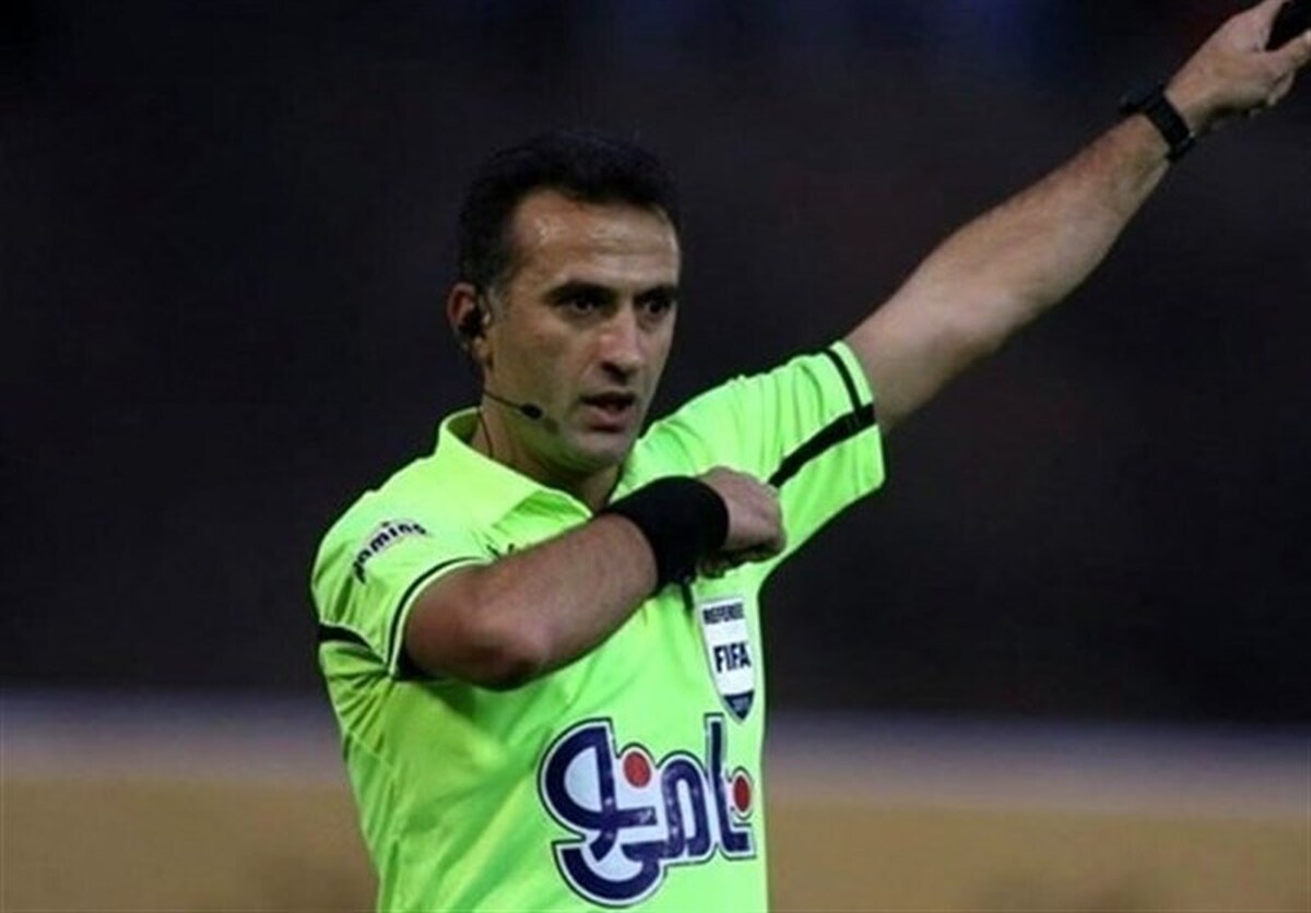 فیلم | شیوه وحشیانه یک سارق برای دزدیدن چراغ‌های خودروی سواری!