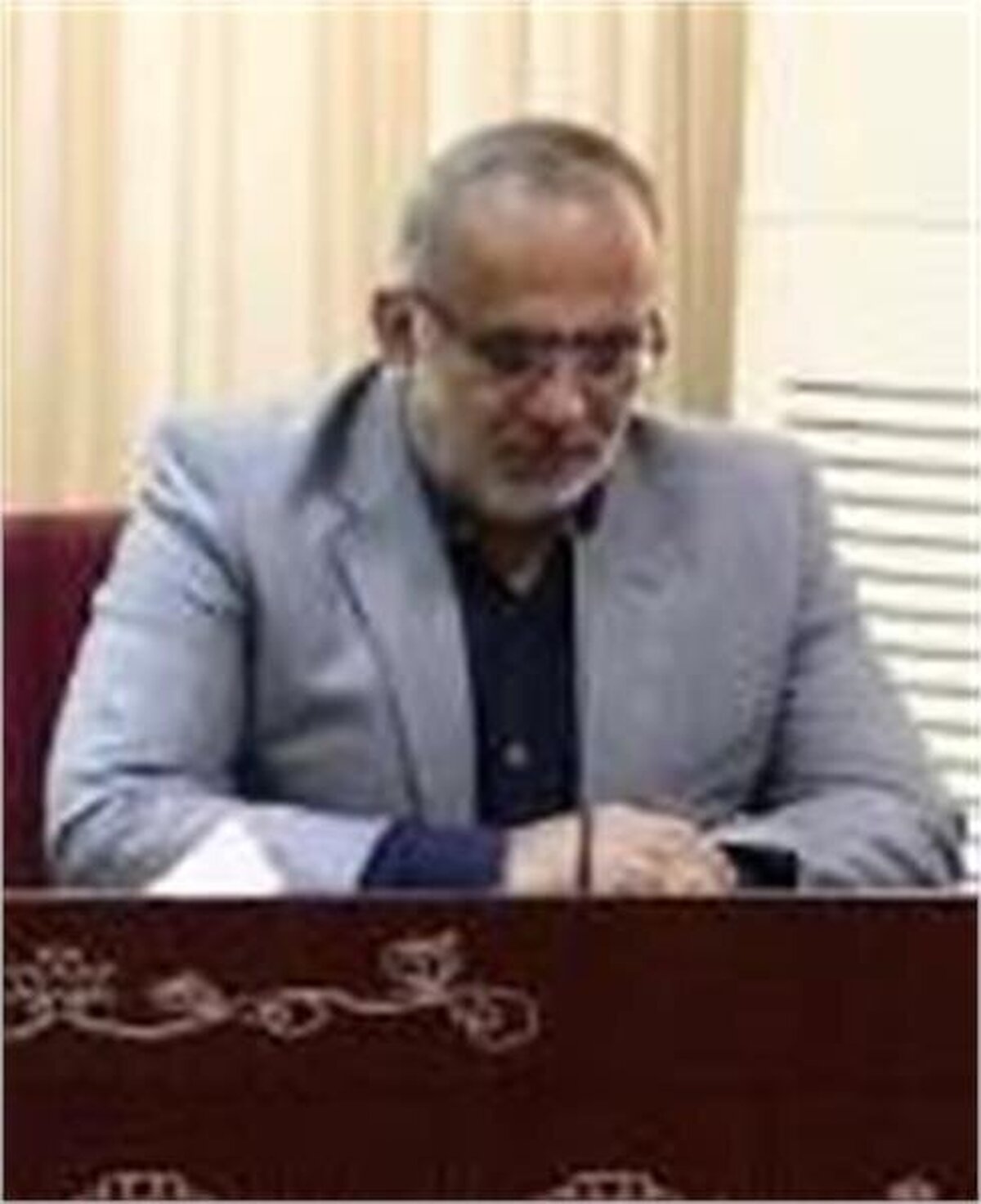 یکی از ما سه تن باید زنده بماند