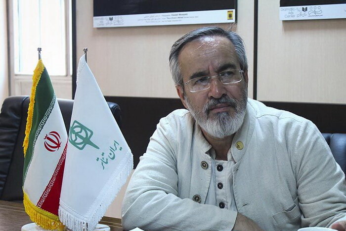 رضا فیاضی: گهرِ خاکِ ما جز خونِ جوانانِ وطن لاله ندارد