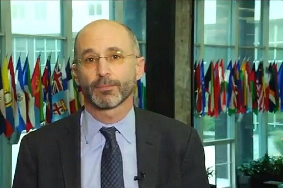 واکنش مجری غربی به گزافه‌گویی ترامپ: شرم‌آور است