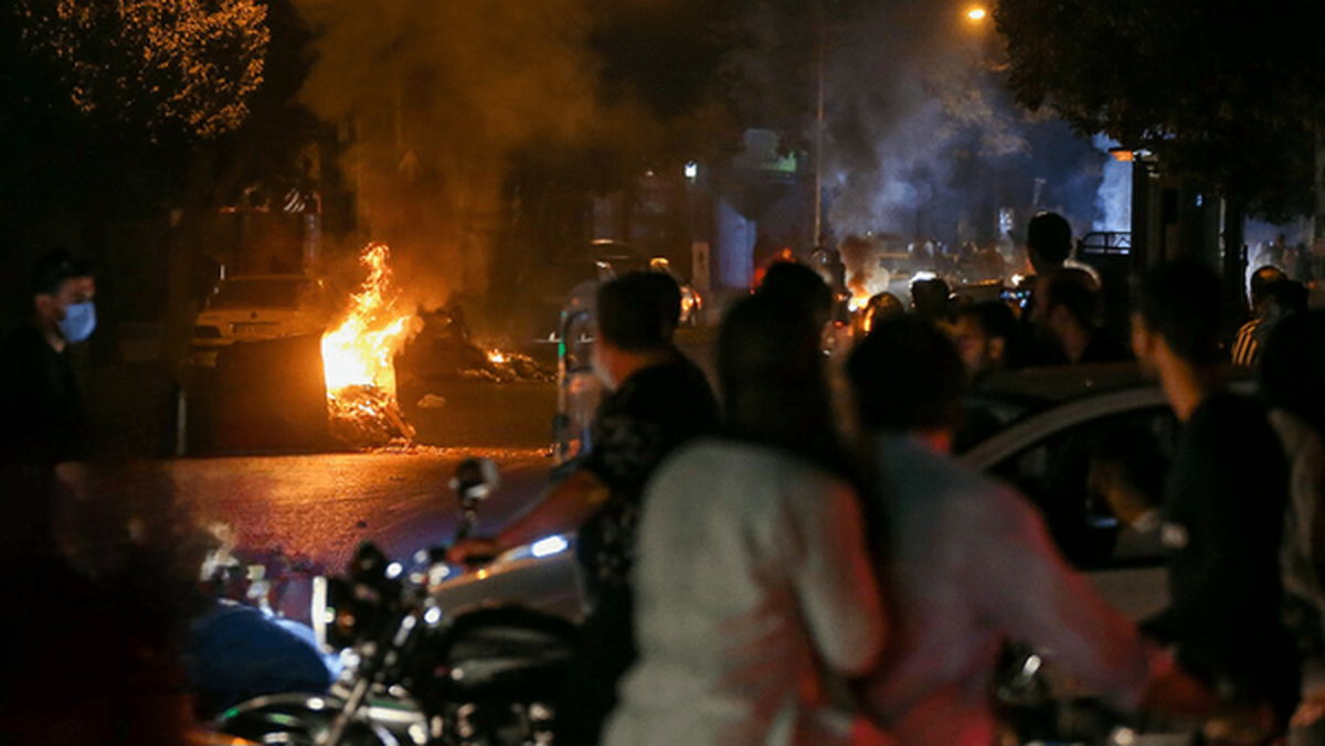 عکس | مخالفت صریح یک چهره آمریکایی با جنگ با ایران