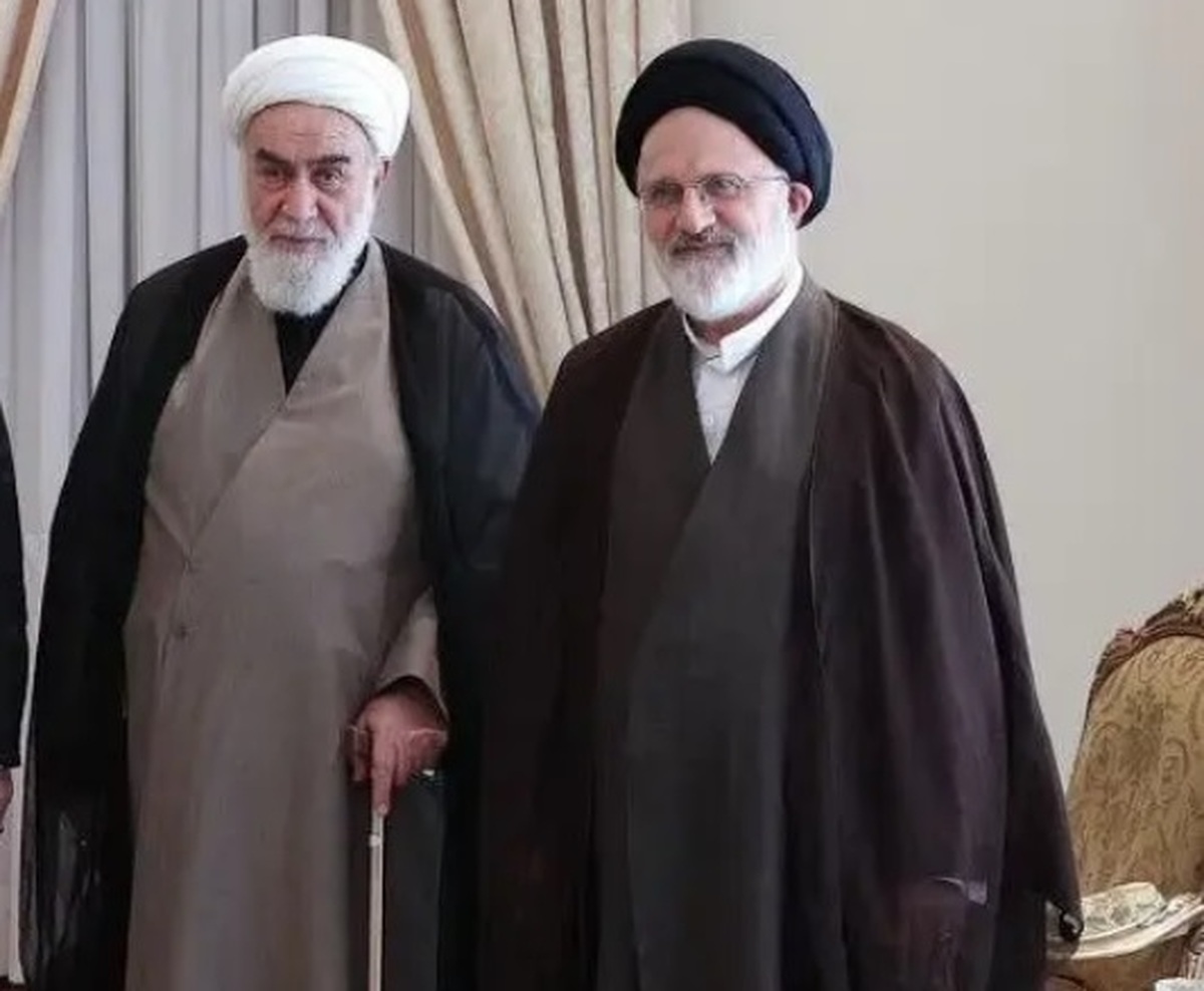 حضور موثر در صحنه حفظ شود| همچنان از اهرم مسدود کردن تنگه هرمز باید استفاده شود| انتقامی که در نظر داریم فقط مربوط به شهادت رهبر عظیم‌الشان انقلاب نیست| توصیه میکنم کشورهای همسایه هر چه زودتر پایگاهها متجاوزین را تعطیل کنند