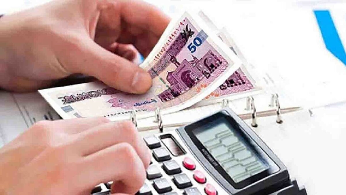 پرداخت حقوق اسفند ماه کارکنان دولت در روزهای آینده