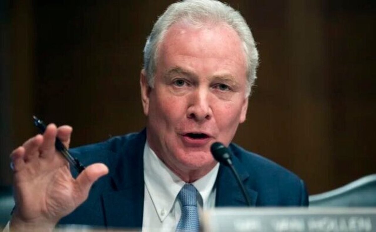 سناتور آمریکایی: کنگره به جنگ با ایران پایان دهد