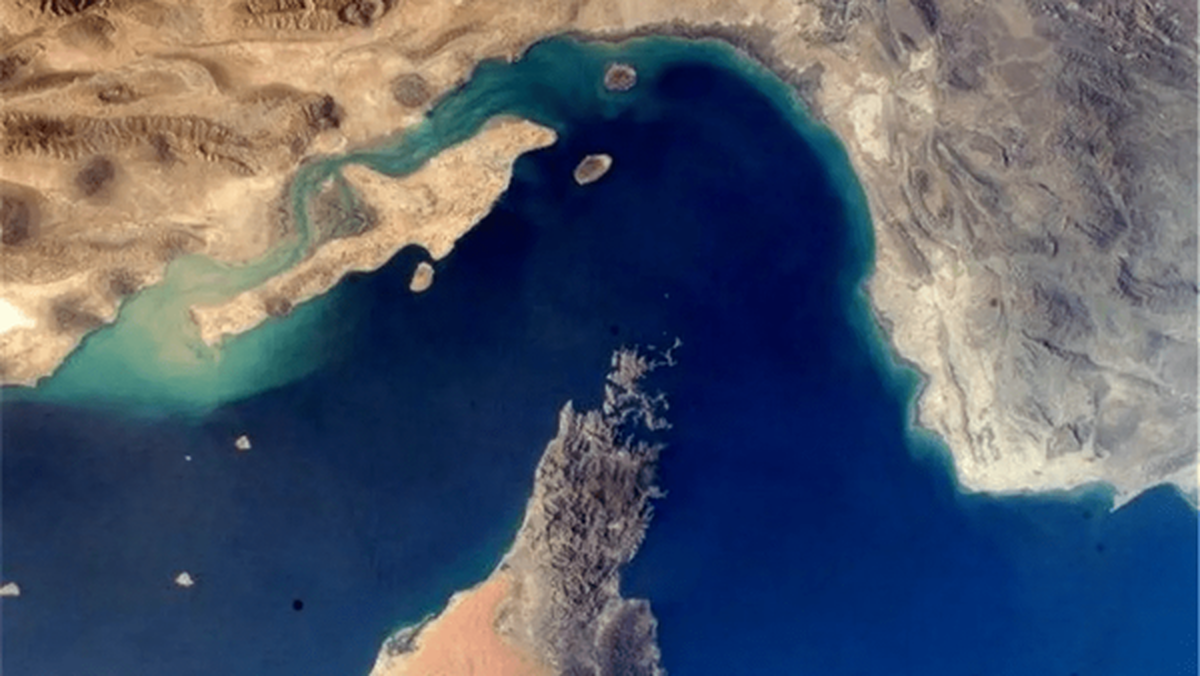 شرایط تنگه هرمز هیچ وقت به پیش از دوران جنگ بر نمی‌گردد