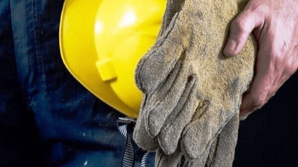 مصوبه دستمزد کارگران سال ۱۴۰۵ از سوی مراجع ذی ربط ابلاغ می‌شود