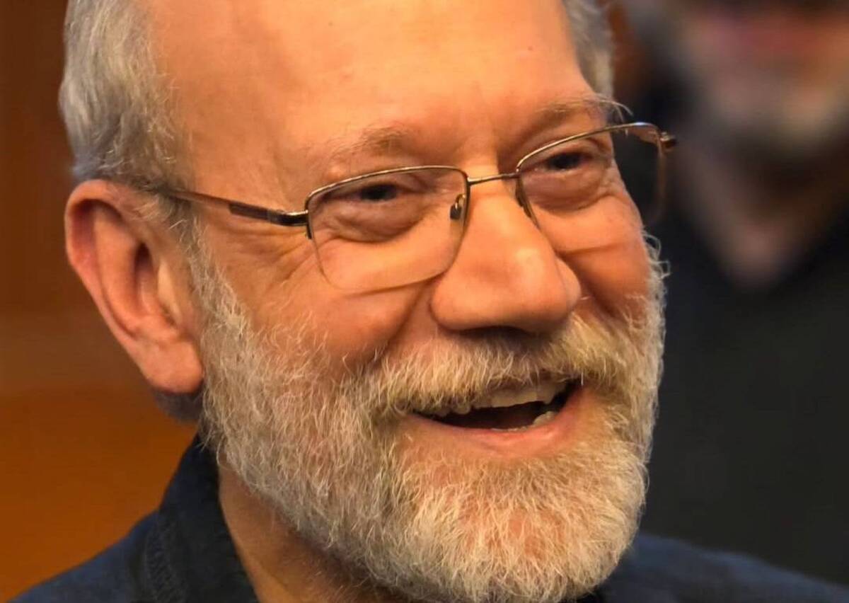 عکس | شهید بیات که همراه دکتر لاریجانی به شهادت رسید