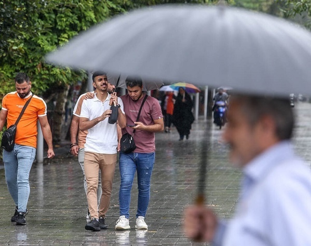 پیش‌بینی رگبار باران و رعدوبرق برای تهران و ۱۵ استان دیگر