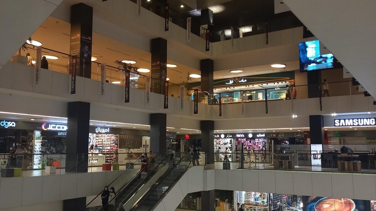 ریزش یخچال طبیعی در سوئیس و دفن شدن یک روستا در کوههای آلپ