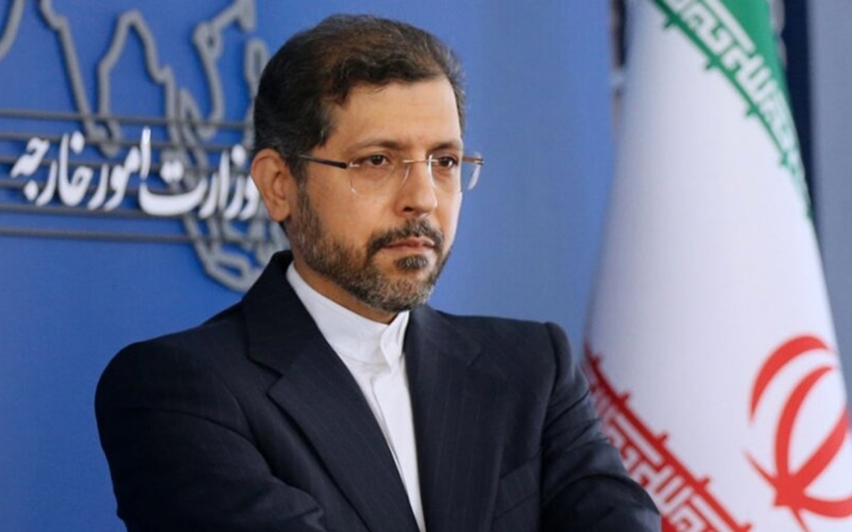 معاون عراقچی: برنامه هسته‌ای باید دست نخورده باقی بماند