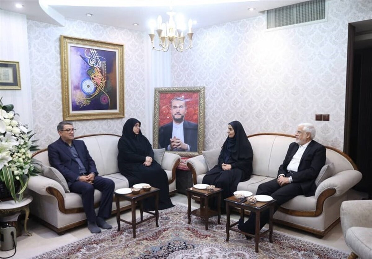 عارف: اخلاق‌مداری و حسن‌خلق شهید امیر عبداللهیان زبانزد بود