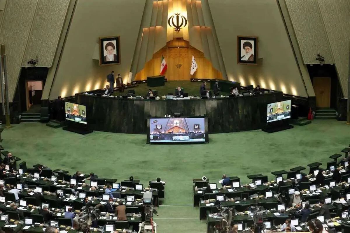 هدف از «اتهام‌زنی» به «مجلس» لاپوشانی ناکارآمدی است