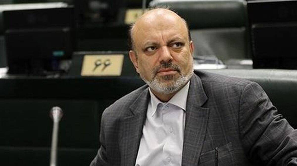 منادی: ایران هزاران طهرانچی، عباسی و فقهی دارد