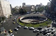 رونمایی از دیوارنگاره جدید میدان ولیعصر به زبان عبری