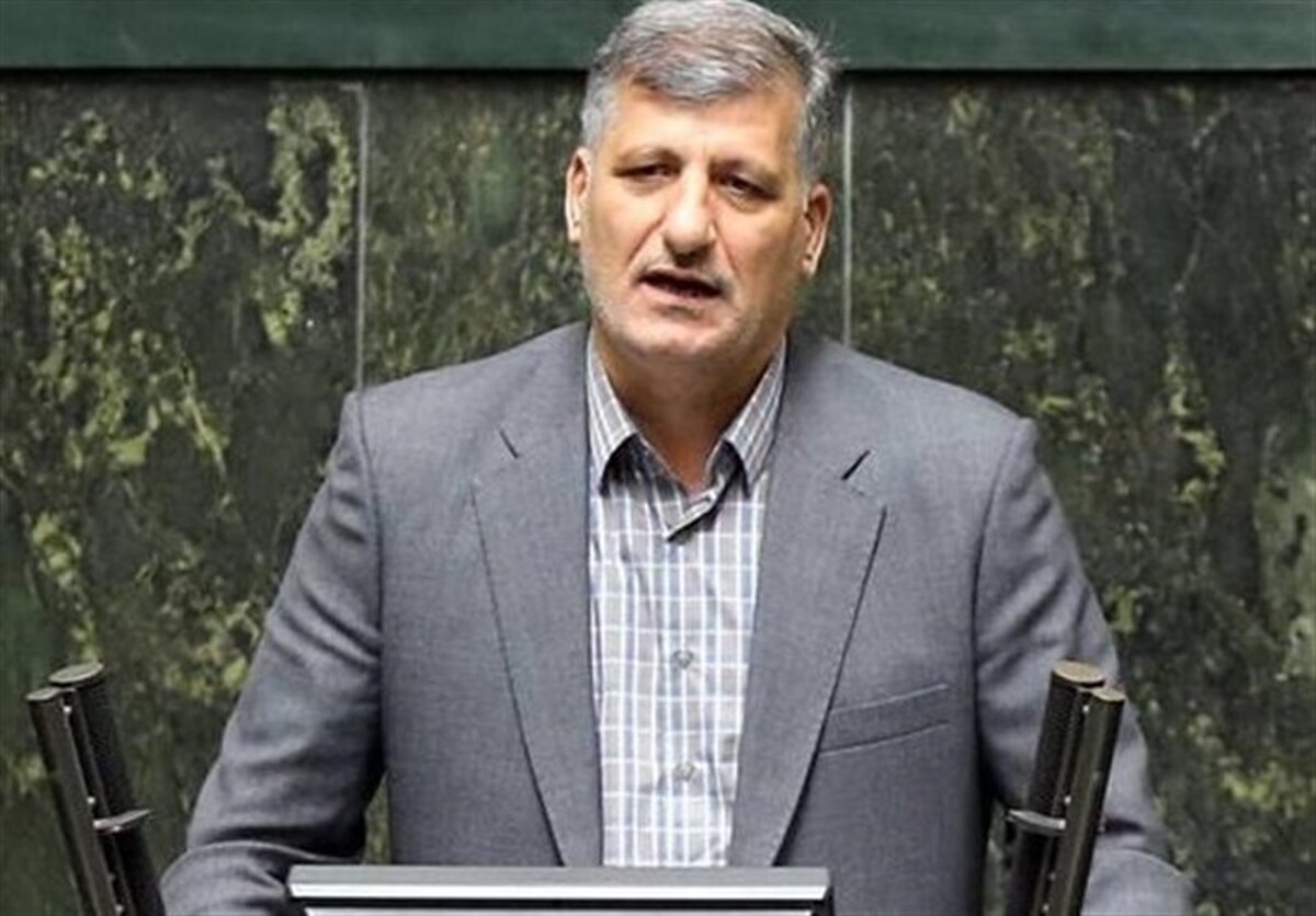 ارسال پیامک‌های تهدیدآمیز به نمایندگان علیه قالی باف