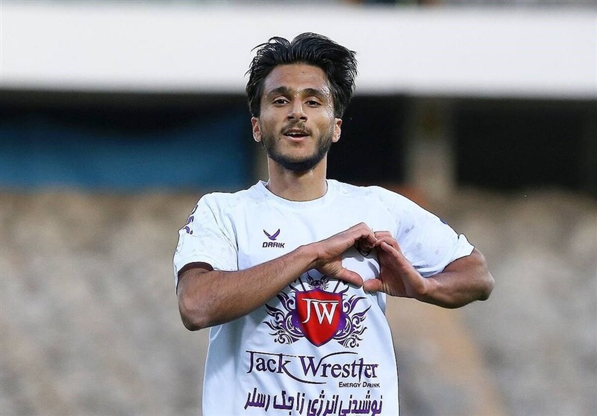 قرارداد صادقی با پرسپولیس امضا شد