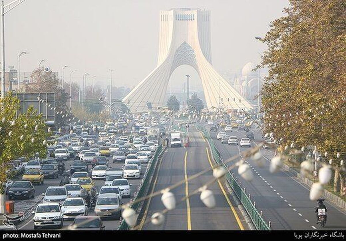 وضعیت هوای تهران نارنجی و آلوده است