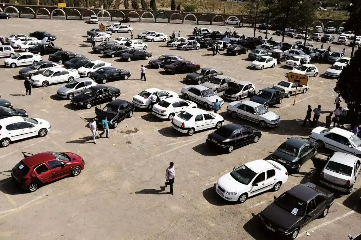 قیمت خودرو در بازار آزاد دوشنبه ۱۶ تیر ماه