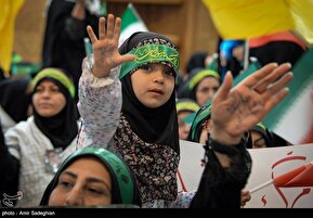 تصاویر | اجتماع بزرگ زینبیون در حرم حضرت شاهچراغ (ع)