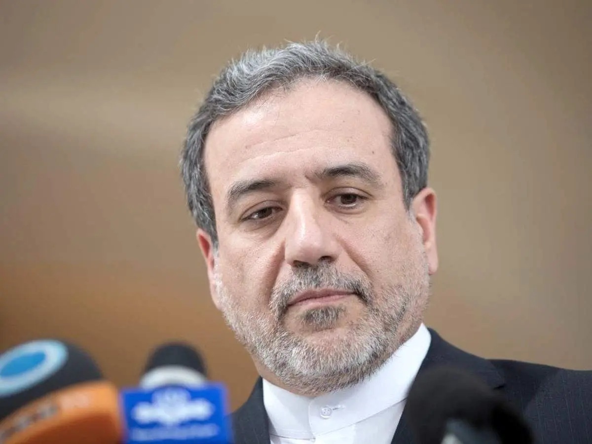 گفت‌وگوی تلفنی عراقچی با وزیر امور خارجه فرانسه