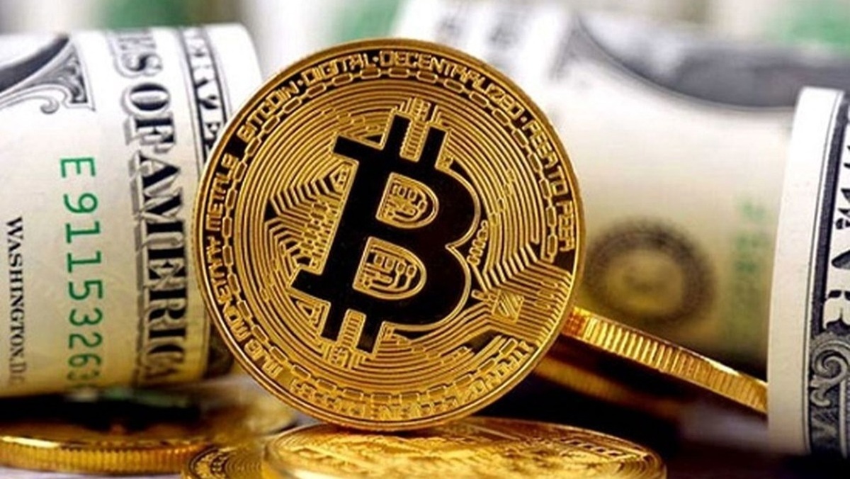 بیت‌کوین بر قلهٔ تاریخی / یک‌ بیت‌کوین معادل ۱۰ میلیارد تومان