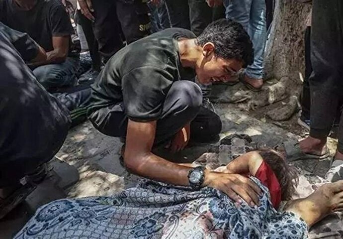 فیلم | شلیک به صف گرسنگان در غزه