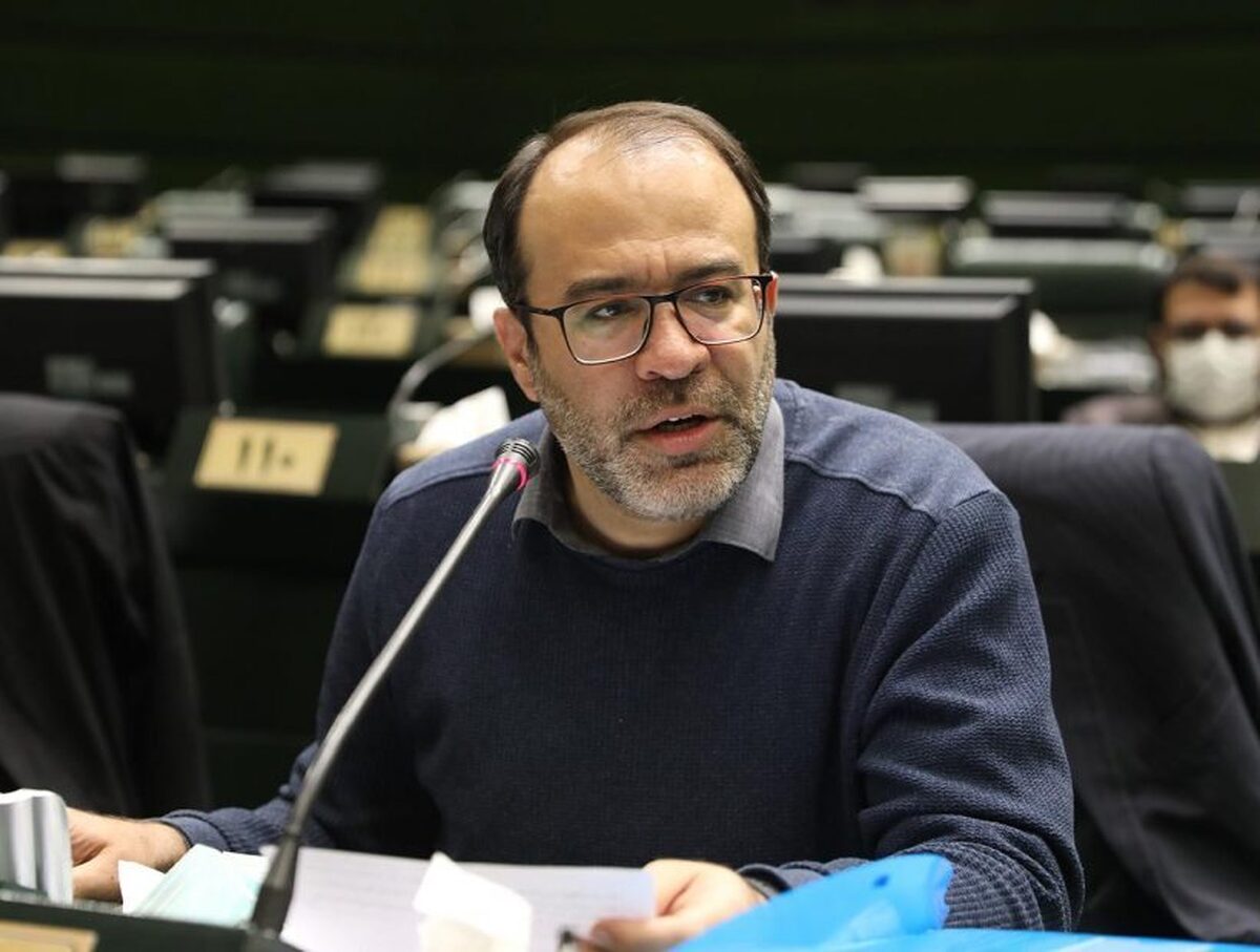 مهدی طغیانی: کشور از داخل هم تحریم است| با این مدل مدیریت، توقع اصلاح نداشته باشید!