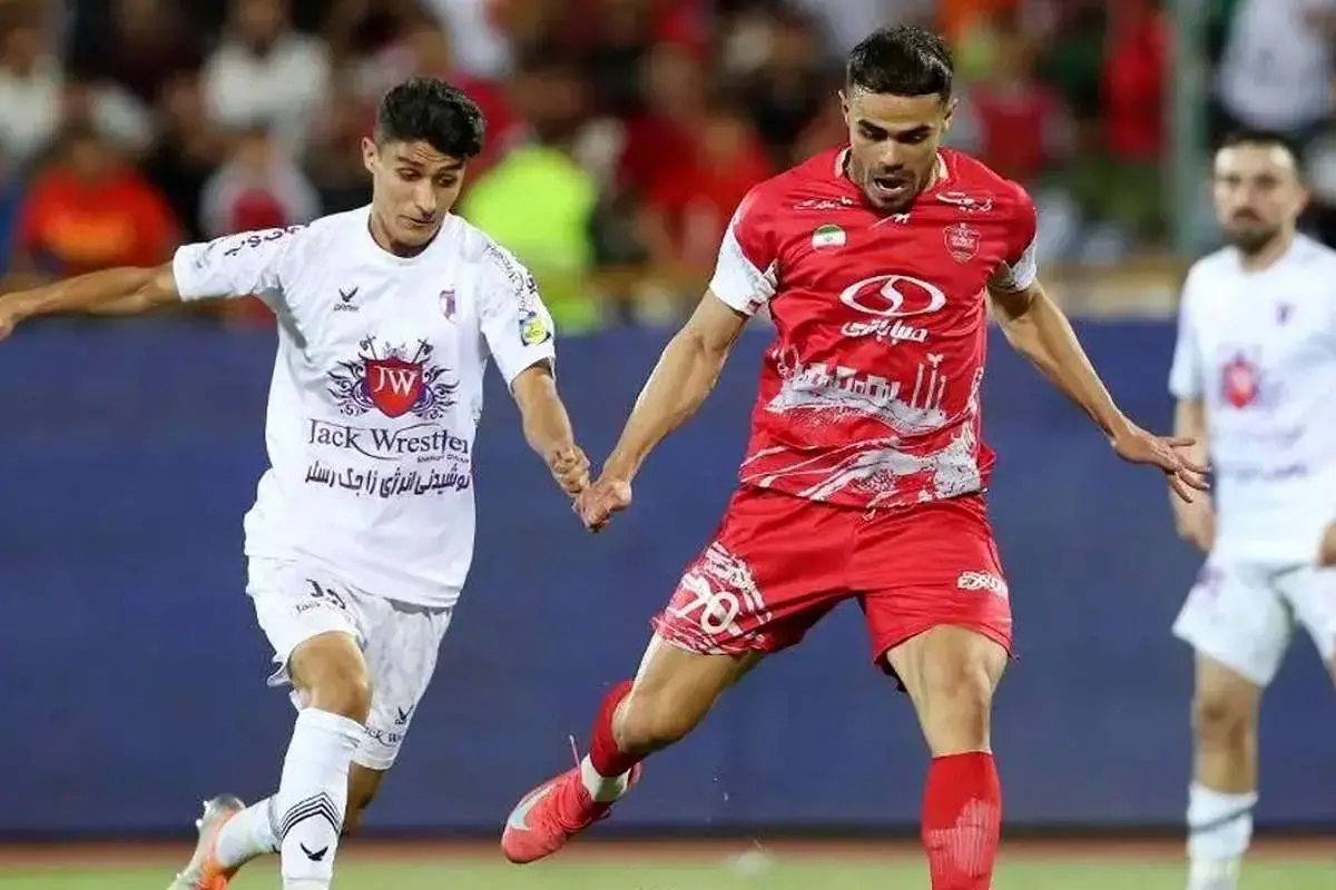 مورد عجیب اوستون اورونوف و پرسپولیس