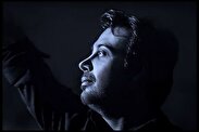 آقای محسن چاوشی! پرچمت بالاتر رفت