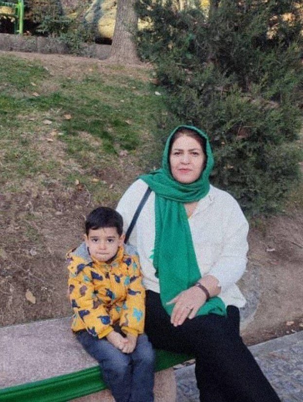 مادر و فرزندی که در بمباران زندان اوین شهید شدند مادر و فرزندی که در بمباران زندان اوین شهید شدند