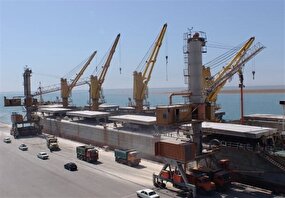 اولویت با خودروهای خارجی و آیفون یا تأمین معیشت مردم؟