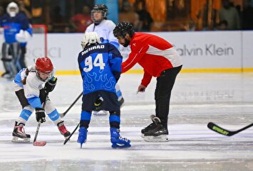 تصاویر | مسابقه دوستانه هاکی روی یخ - کیش و تهران