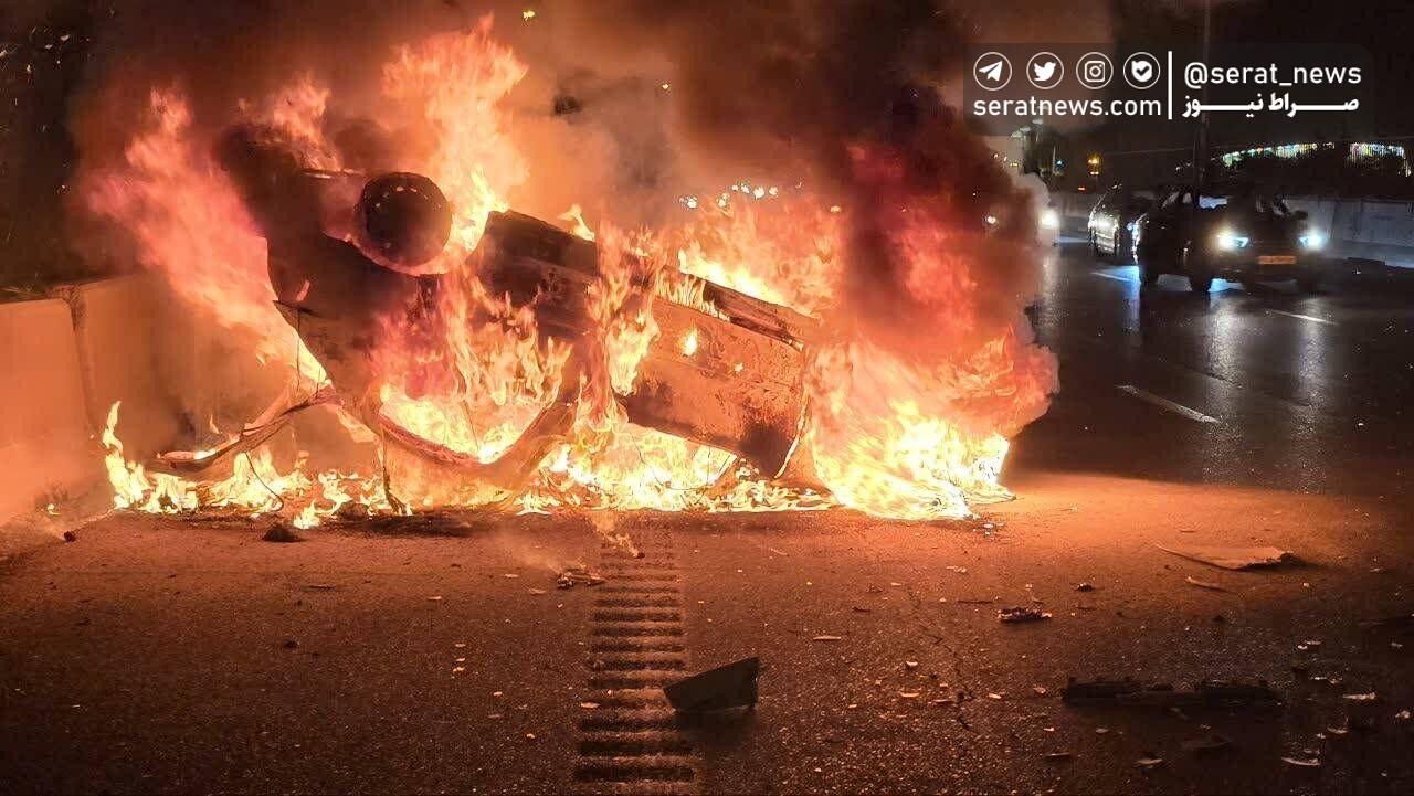 آتش سوزی پژو 206 در جاده تهران - قم +عکس