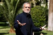 فیلم | واکنش پزشکیان به ترکی حرف زدن یک خبرنگار: فارسی حرف بزن آمریکا هم بفهمد